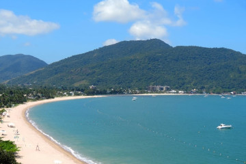 APTO FRENTE MAR